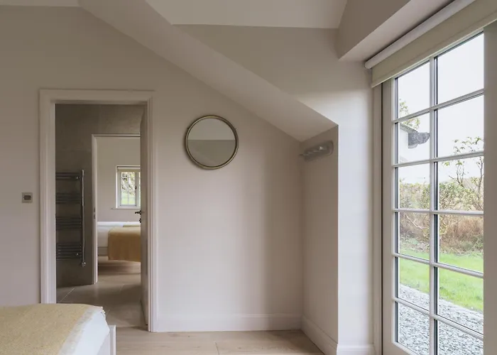 Shepherds Rock And Gilpin Villa Winster (Cumbria)