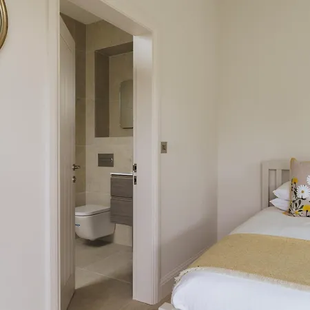 Shepherds Rock And Gilpin *