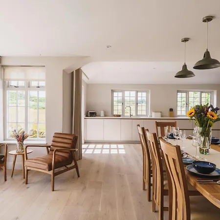 Shepherds Rock And Gilpin