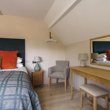 Shepherds Rock And Gilpin